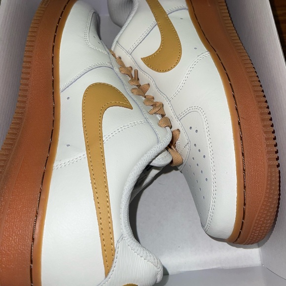 Airforce1 Nike - Picture 2 of 5
